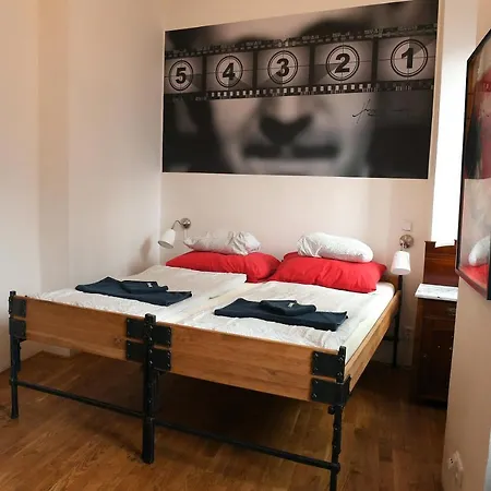 Mitte In *